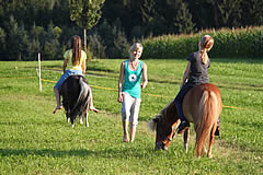 Ponyreiten auf dem Bauernhof Bayerischer Wald