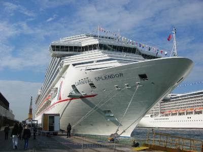 Carnival Splendor.jpg