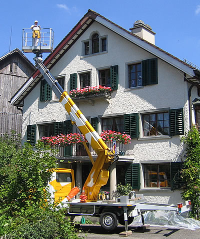 Hebeb&uuml;hne