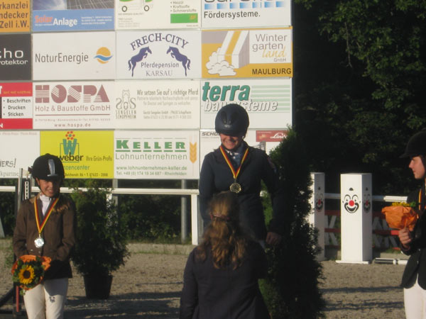 Janine Drews mit Frechdachs,  Ringmeisterschaft Reitering Oberrhein in Schopfheim 2012