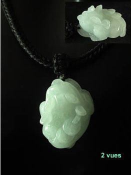Pendentif en jade. Grenouille � 3 pattes Feng Shui. Jade-France