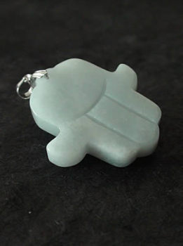 Pendentif en jade main de Fatma. Cr�ation Jade-France.