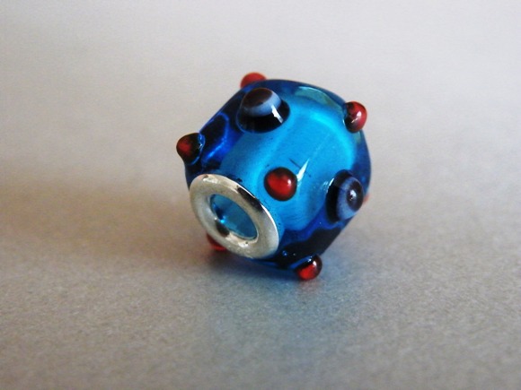 "Blauer Kubus", Pandora-Style 925er Silber-/Glasbead