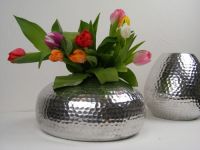 Vase aus Aluminium, flach