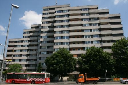 Marburg, Gisselberger Str. 2 - im Volksmund auch Affenfelsen