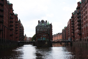 kleine Hafenrundfahrten mit den ABC-Barkassen in die Speicherstadt Hamburg