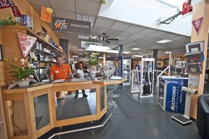 Bei Acti-Fit werden Sie noch vom Chef persönlich begrüßt und betreut. Damit Sie fit und gesund bleiben: Acti-Fit Fitness-Club Nieder-Olm (Mainz)
