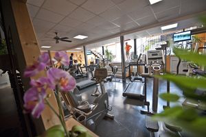 Neue Fitnessger&auml;te und neue Trainingsger&auml;te im Fitness-Studio Acti-Fit, der Gesundheitsclub in Nieder-Olm  (Mainz)