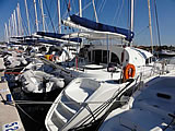 Yacht Charter Kroatien Katamaran Lagoon 380 S2  P | Blue Pearl