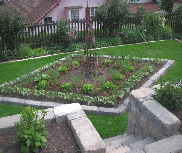 Gartenbau | Diverses | Kundeng�rtner Alex Fiore | Neuendorf
