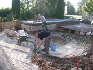 An der Arbeit|Teich|Kundeng�rtner Fiore|Neuendorf