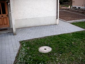 An der Arbeit|Verbundsteine|Kundeng�rtner Fiore|Neuendorf