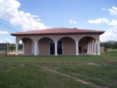 Paraiso al Lago in Paraguay