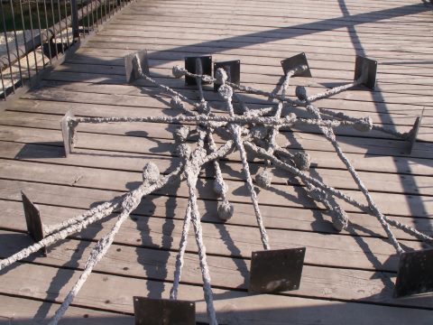 Installation Mikado von Anton Buri, Architekt HTL, Lohn-Ammannsegg, Rheinfelden