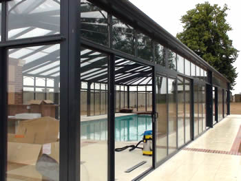 Partie lat�rale de l'abri de piscine