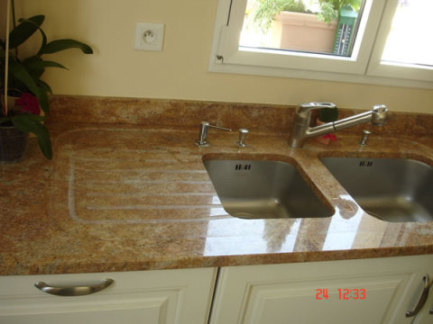 plan de cuisine en Granit  Madura Gold