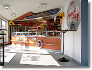 Tankstelle K�lberer in 73066 Uhingen - Shop, Backshop, Getr�nke, Zeitschriften usw. 