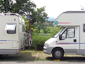 Wohnmobilstellplatz direkt neben dem GamsBad