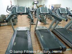 Laufb&auml;nder von Technogym: Ausdauer-Training bei bamp, Herne: die Fitness-Factory