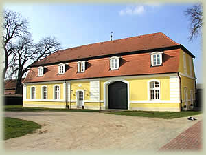 Marstall zum Schloss D�bbelin bei Stendal