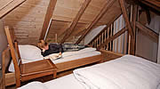 Bauernhof Gr&uuml;ndinger, Ferienwohnung Studiowohnung Panorama Schlafgalerie mit 2 Betten