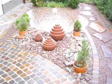 Steinbrunnen.jpg