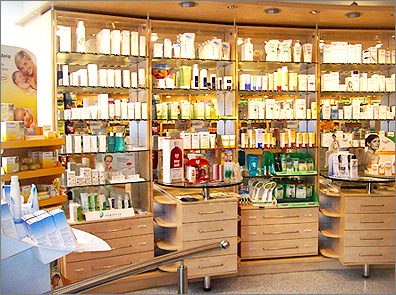 Im Bereich Kosmetik und K&ouml;rperpflege f&uuml;hren wir u.a. auch die Marken Avene, Frei Bio, Physiogel, Cutano und fast das ganze Eucerin-Sortiment