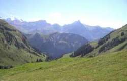 Blick vom Latrejefeld Richtung Kiental