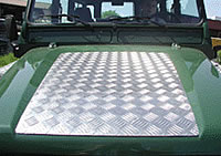 Riffelblechabdeckung f�r Motorhaube