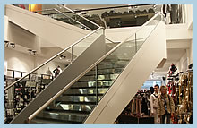 Edelstahl-Treppen Edelstahl-Geländer Edelstahl-Balkone Stahltreppen Fluchttreppe Metallbau Stahlbau Balkonanlagen
