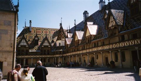 Führung im Hospice de Beaune Führung im Hospice de Beaune