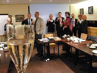 business-loge011.jpg