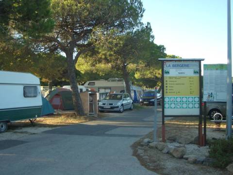 CAMPING 001 [].jpg