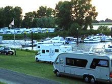 Camping am idyllischen See - Wohnmobilstellplatz Hamburg - Wohnmobilstelllplätze nach Wahl - naturbelassen Camping am idyllischen See - Wohnmobilstellplatz Hamburg - Wohnmobilstelllplätze nach Wahl - naturbelassen