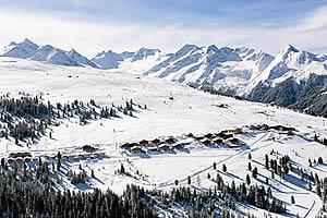 chalet austria for 6 - 14 persons, shi hut in hochkrimml / silberleiten in the Ziller Valley Arena