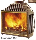 696