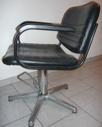 neuwertig g&uuml;nstig kaufen Coiffeur Einrichtung und Coiffeur Salon