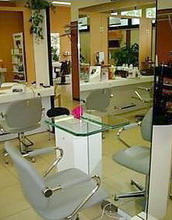 neuwertig g&uuml;nstig kaufen Coiffeur Einrichtung und Coiffeur Salon