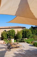 Voile d'ombre et terrasse