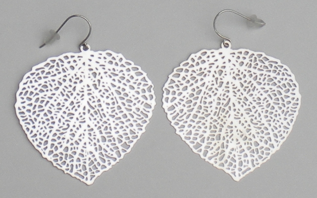 Boucles d'oreilles feuilles metal