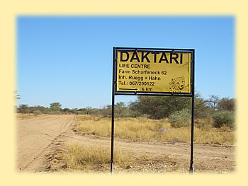 Wegweiser zu Daktari