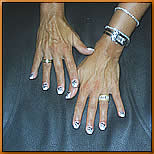 GEL-Nagel FRENCH in wei� gehalten mit 10 Ziern�geln