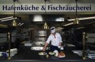 Die offene K�che und R�ucherei