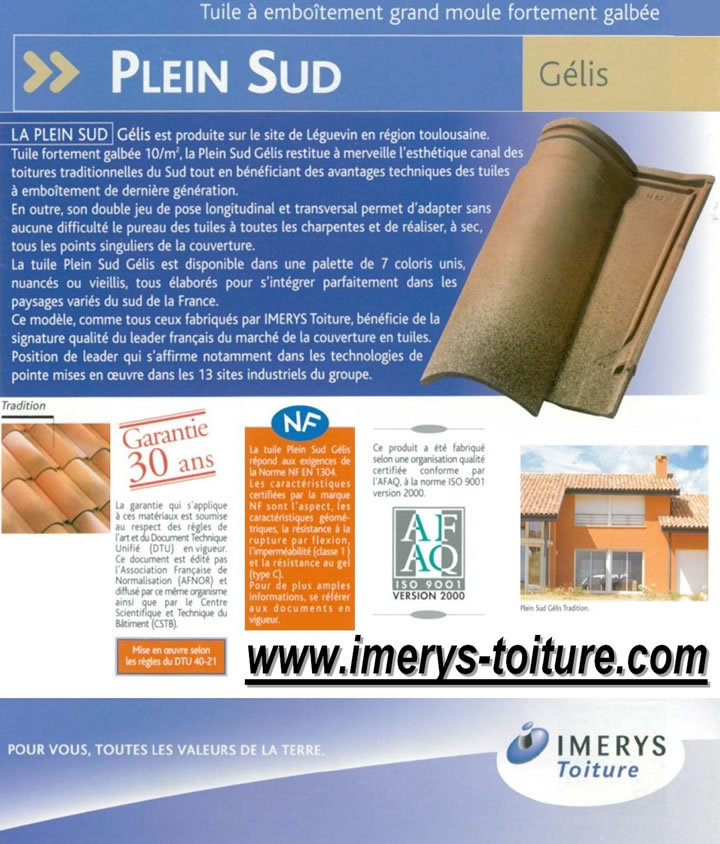 La couverture mise en place s'int�gre parfaitement avec le paysage proven�al. - Cliquez ici pour consulter la fiche technique