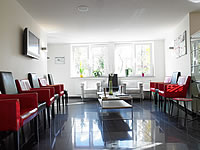 Wartebereich A - Orthop&auml;disches Zentrum Dr. R&uuml;melin