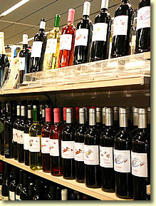 Bio-Weine verschiedener Provenienzen, alkoholfreier Rotwein und Champagner