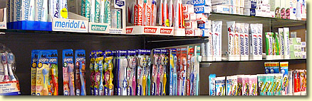 Zahnpflege f�r eigene und dritte Z�hne inklusive Interdental-Reinigung