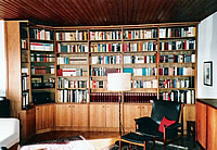 Bibliothek  in Eichenfurnier ge&ouml;lt und gewachst (Tischlerplatte)