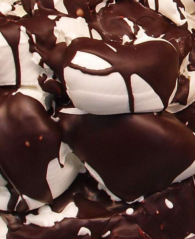 Stracciatella, Tunkschokolade für Eistüten und Waffelschalen bei GroßHandel EIS GmbH