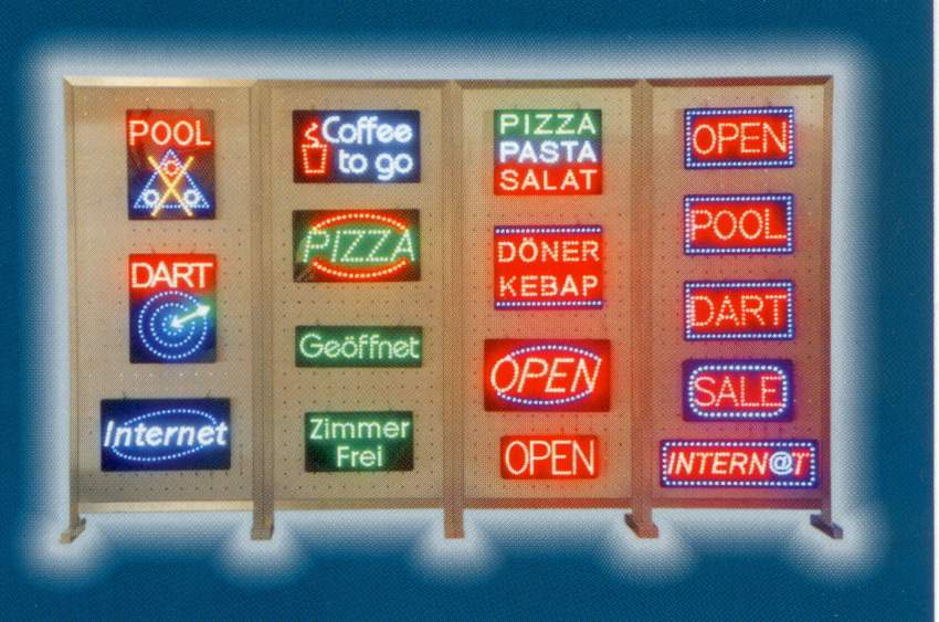 Leuchtdisplays, LED alle mit Kabelteil, Blinkfunktion und Aufh&auml;ngkette bei Gro&szlig;Handel EIS GmbH